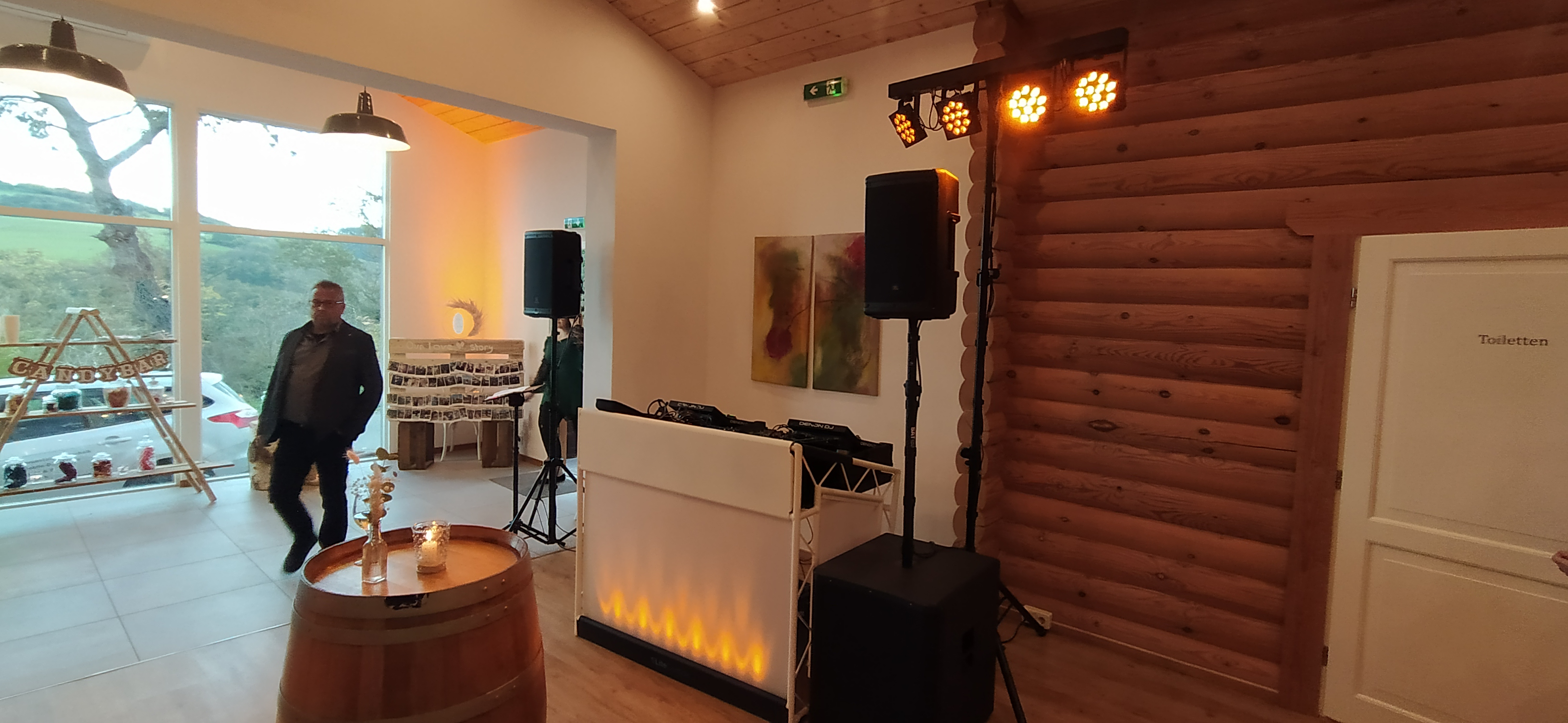 DJ Setup in dem Hof Hardthöhe in Oberwesel